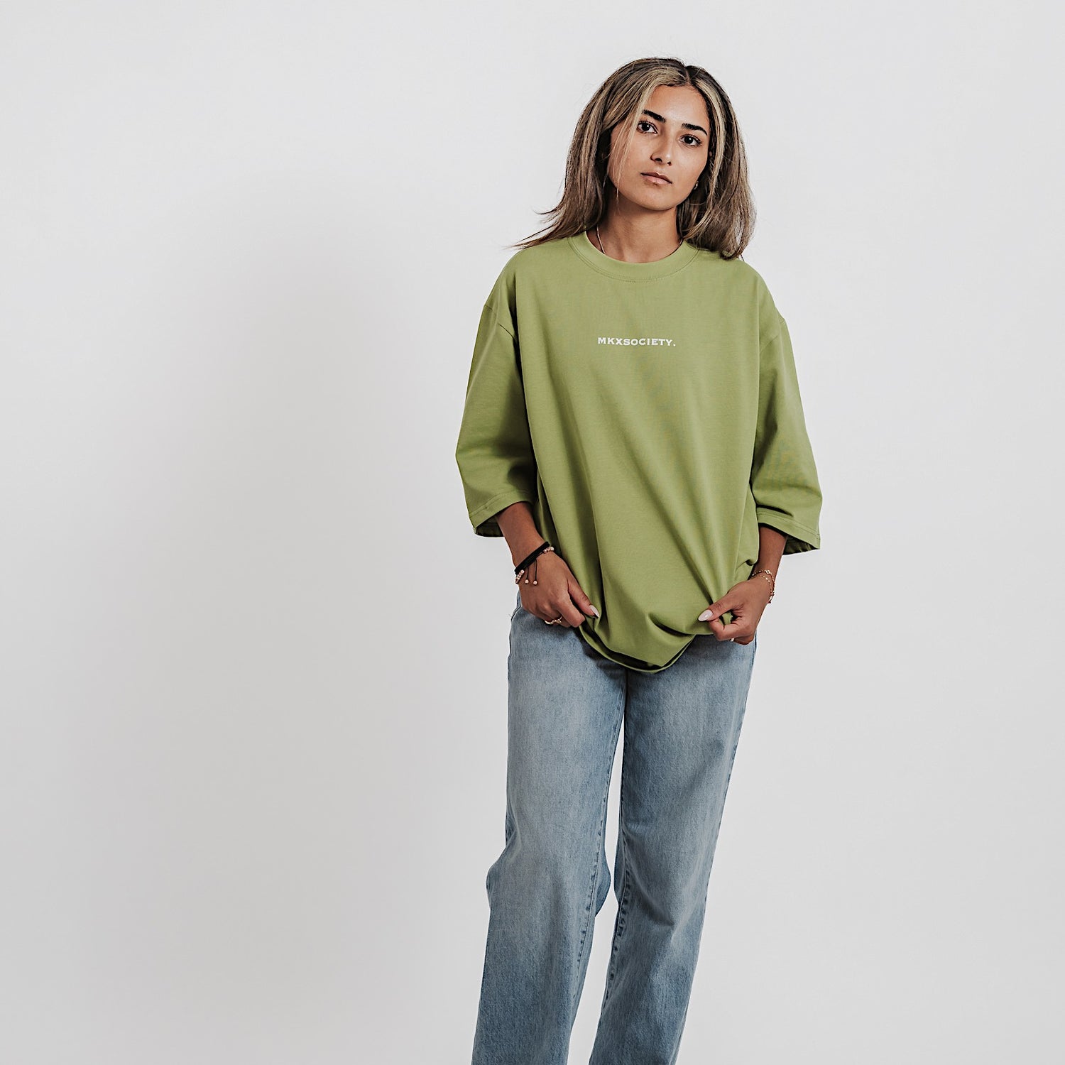 GREEN TSHIRT